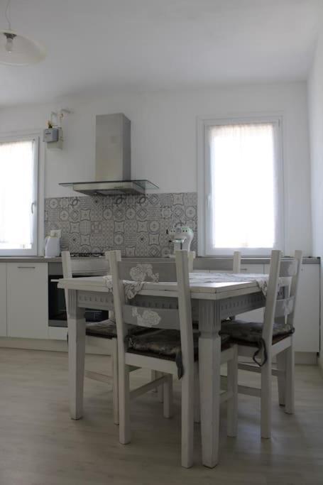 Apartment With Terrace In Chioggia'S Main Square Exterior foto